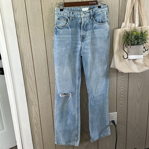 H&M | Buttonfly Straight Leg Jeans - Picture 4 of 10